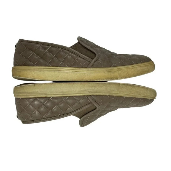 Steve Madden Slip On Leather Flocked Quilted Size 9 Ecentrcq Sneaker Taupe Flats - Picture 3 of 12